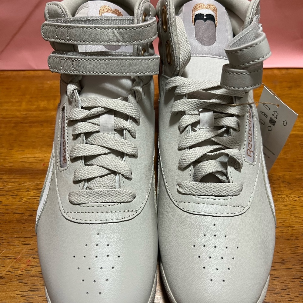 Cardi B Reebok - Picture 2 of 5